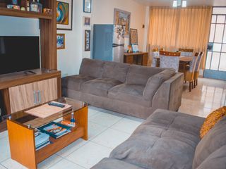 Foto 11 de VENTA DE CASA EN SAN MARTIN DE PORRES