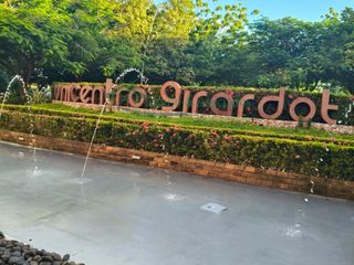 Foto 6 de EN GIRARDOT - CUNDINAMARCA VENDEMOS LOCAL EN EL C.C. UNICENTRO EN  LA CIUDAD  DE LAS ACACIAS.