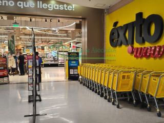 Foto 7 de EN GIRARDOT - CUNDINAMARCA VENDEMOS LOCAL EN EL C.C. UNICENTRO EN  LA CIUDAD  DE LAS ACACIAS.