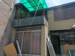 Foto 7 de VENDO CASA EN AV. DOLORES, SUPER COMERCIAL