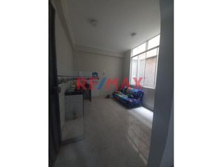 Foto 5 de Alquiler De Casa Para Negocio