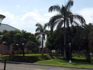 ALQUILER CASA 1 PISO EN CONDOMINIO, CONTIGUO COLEGIO ALEMAN..