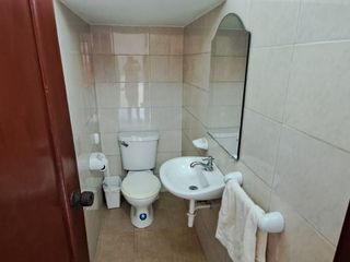 Foto 9 de Venta casa de dos pisos en Villa España 1 Etapa Sevilla norte de Guayaquil