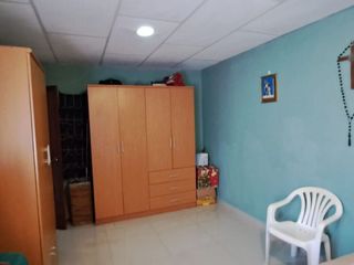 Foto 15 de Venta casa de dos pisos en Villa España 1 Etapa Sevilla norte de Guayaquil