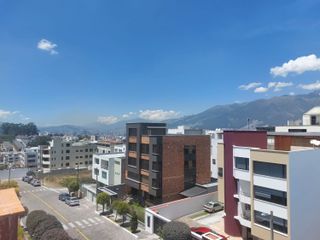 Departamento de venta en Quito, Norte, sector Jardines de Amagasi