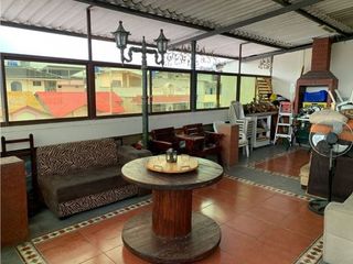 Venta, Casa Esquinera Comercial en Álamos, Norte de Guayaquil