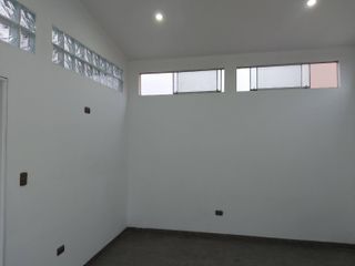 DEPARTAMENTO en venta 4 dormitorios Casuarinas Baja, Surco