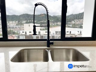 Foto 5 de En venta casa cuatro habitaciones en el electricista alto cerca de la Universidad Nacional de Loja al sur de la ciudad