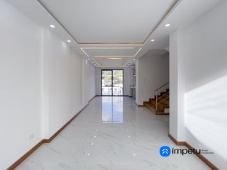 Foto 17 de En venta casa cuatro habitaciones en el electricista alto cerca de la Universidad Nacional de Loja al sur de la ciudad