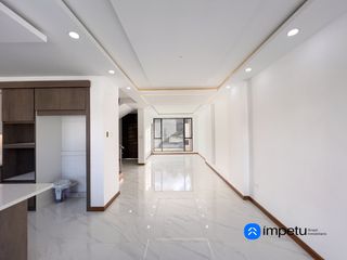 Foto 11 de En venta casa cuatro habitaciones en el electricista alto cerca de la Universidad Nacional de Loja al sur de la ciudad