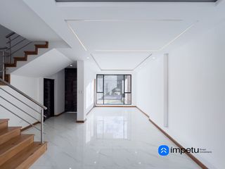 Foto 18 de En venta casa cuatro habitaciones en el electricista alto cerca de la Universidad Nacional de Loja al sur de la ciudad