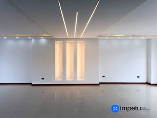 Foto 10 de En venta casa cuatro habitaciones en el electricista alto cerca de la Universidad Nacional de Loja al sur de la ciudad