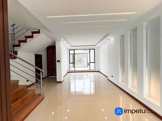 Foto 16 de En venta casa cuatro habitaciones en el electricista alto cerca de la Universidad Nacional de Loja al sur de la ciudad