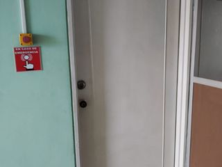 Foto 6 de venta de local comercial