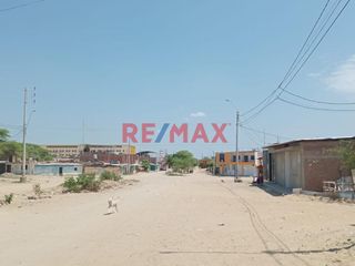 Foto 8 de Venta De Casa En Av. Tallanes - Urb. Nuevo Sullana. ID: 1083203