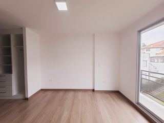 Departamento en Venta en Santa Lucia Norte de Quito