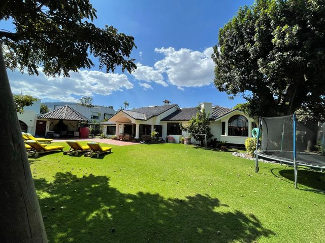 CASA DE VENTA 4 DORMITORIOS - 1 SOLA PLANTA - AUQUICHICO - CUMBAYA