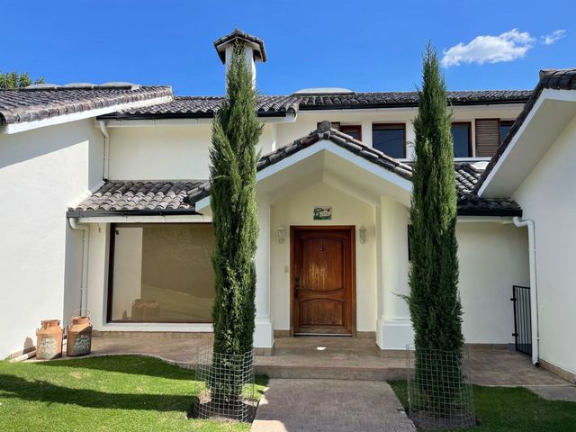 CASA DE VENTA 4 DORMITORIOS - 1 SOLA PLANTA - AUQUICHICO - CUMBAYA