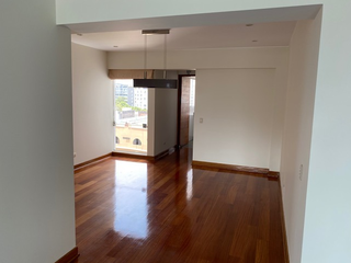Foto 2 de PRECIOSO DEPARTAMENTO EN SAN ISIDRO EN ZONA MUY EXCLUSIVA CON VISTA AL GOLF IMPECABLE