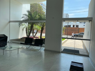Foto 9 de PRECIOSO DEPARTAMENTO EN SAN ISIDRO EN ZONA MUY EXCLUSIVA CON VISTA AL GOLF IMPECABLE