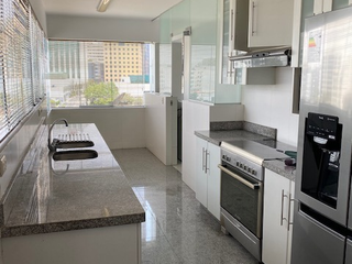 Foto 7 de PRECIOSO DEPARTAMENTO EN SAN ISIDRO EN ZONA MUY EXCLUSIVA CON VISTA AL GOLF IMPECABLE