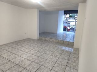 Foto 6 de Arriendo 2 Locales Comerciales en Cotocollao