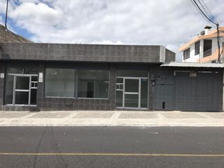 Foto 1 de Arriendo 2 Locales Comerciales en Cotocollao