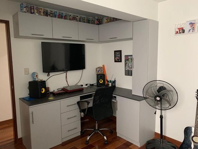 Amplio Dúplex con Dos Cocheras - Urb. Chama