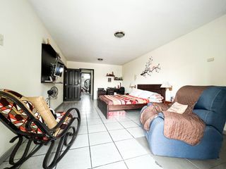 Foto 37 de Venta de casa en la Alborada XII etapa