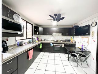 Foto 23 de Venta de casa en la Alborada XII etapa