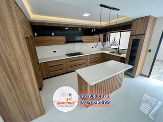 Foto 3 de MODERNA VIVIENDA DE VENTA, Sector Molinopamba C1292