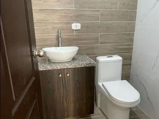 Foto 9 de HERMOSO DEPARTAMENTO EN  URB. PRIVADA CERRO COLORADO