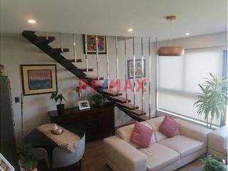 Venta Hermoso Duplex Con Cochera En Las Hortensias De California , Trujillo