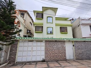 Foto 32 de Venta de Casa de 7 dormitorios en el sector La Garzota, Norte de Guayaquil cerca a la Cooperativa JEP