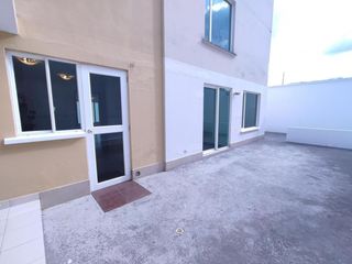 Departamento en Venta con Patio 3 Dorm Norte de Quito 180 m² Santa Lucía