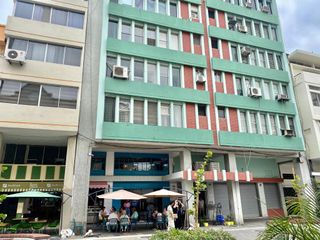 Foto 1 de PANAMÁ Y LUZÁRRAGA -SE VENDE OFICINA