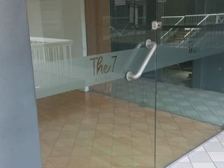 Foto 4 de Alquilo Local Comercial Centro Comercial La Fontana S/ 600 Precio a tratar