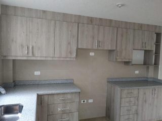 Foto 5 de Casa de VENTA Sector Nueva Ahurora a 2 Cuadras de la Av. Mariscal Sucre, Sur de Quito