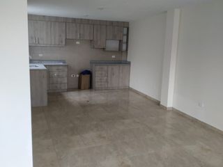 Foto 4 de Casa de VENTA Sector Nueva Ahurora a 2 Cuadras de la Av. Mariscal Sucre, Sur de Quito