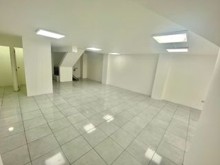 Foto 4 de LOCAL COMERCIAL EN ZONA ESTRATÉGICA Y COMERCIAL  - CENTRO - Machala-El Oro-Ecuador.