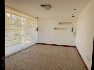Foto 10 de VENDO LINDO Y AMPLIO  DEPARTAMENTO EN EL QUITO TENIS