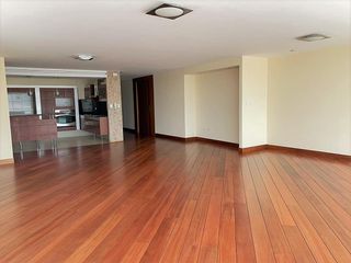 Foto 5 de VENDO EXCELENTE DEPARTAMENTO EN EL QUITO TENIS