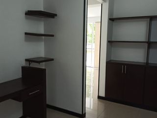 Foto 14 de PANCE VENDO APARTAMENTO CERCA COLEGIOS Y UNIVERSIDADES