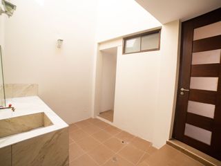 VENTA DE CASA EN CONDOMINIO JOCKEY