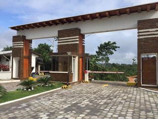 Foto 1 de En Venta Terreno en Quintas vacacionales Silanche, a 5 minutos de Pedro Vicente Maldonado