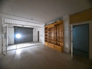 Foto 7 de ALQUILO LOCAL COMERCIAL EN LA GARZOTA
