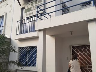 Foto 1 de HERMOSA CASA EN VENTA  EN CRUCITA LA BELLA