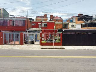 Foto 2 de VENTA CASA O CASA LOTE EN  BOGOTÁ NORTE BARRIOS UNIDOS SECTOR CAFAM LA FLORESTA
