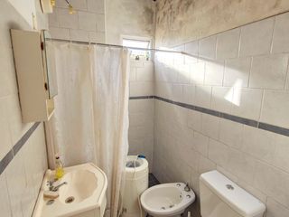 Foto 8 de En venta: Casa + local a 50 mts. escuela en Romang
