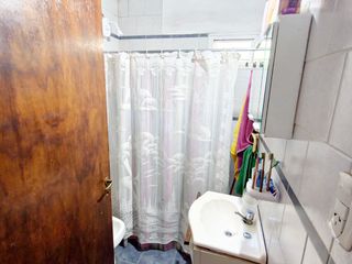 Foto 10 de En venta: Casa + local a 50 mts. escuela en Romang